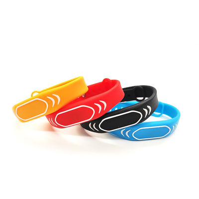 Подгоняйте Wristband силикона NFC для кампусов/парков атракционов
