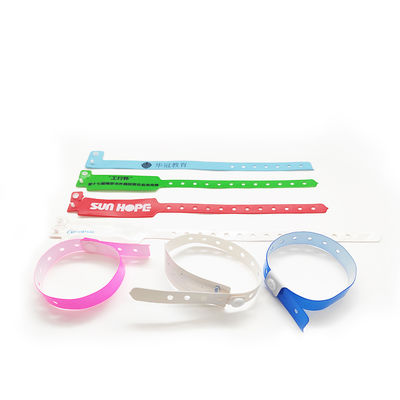 Подгоняйте браслет бирки Wristband RFID PVC RFID с много цветов
